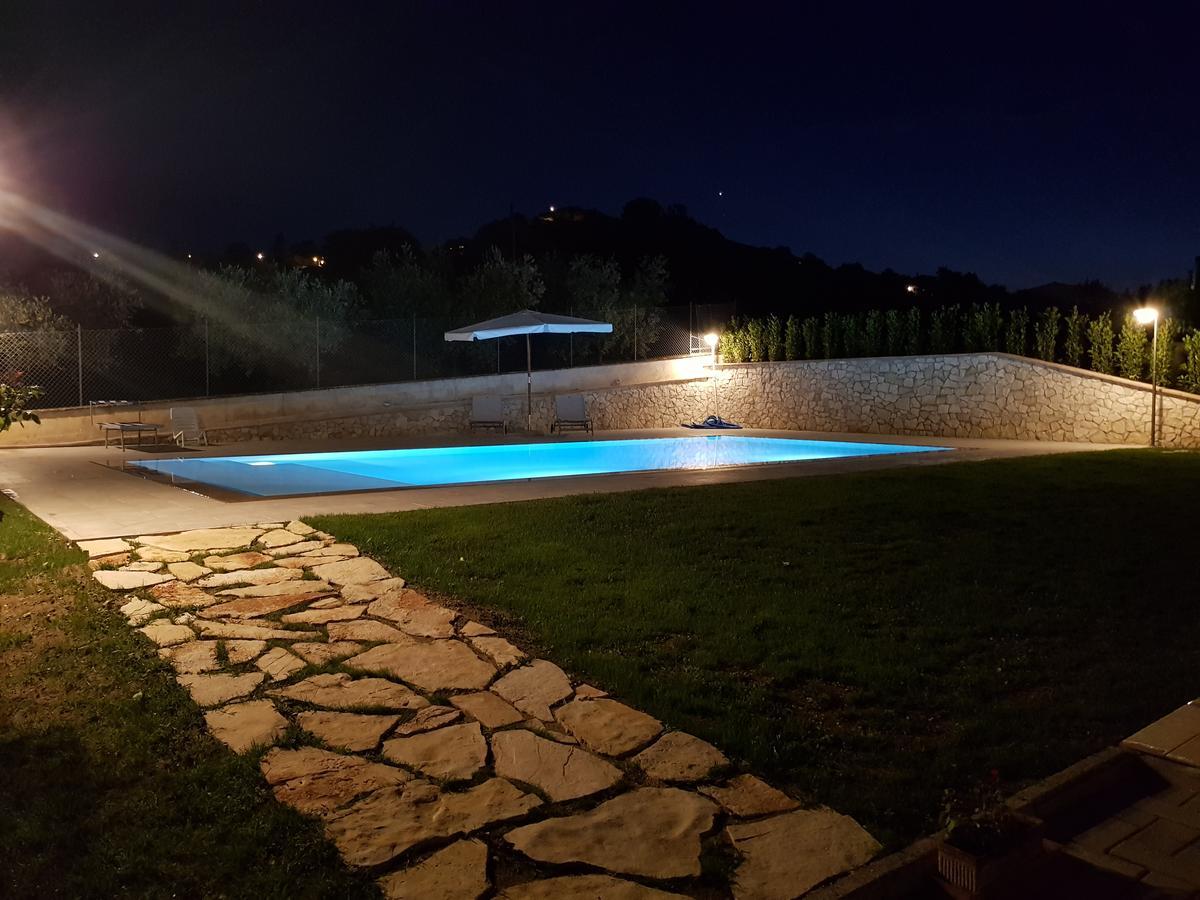 Agriturismo La Madonnina Montefalco Exterior photo